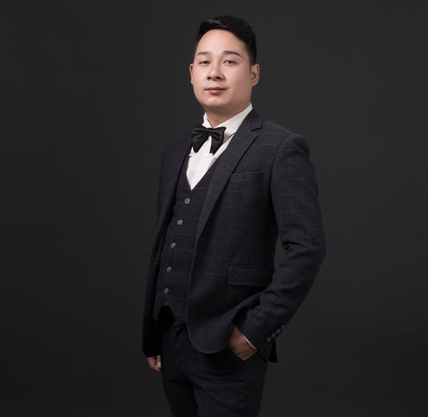 資深會(huì)計(jì)余順華